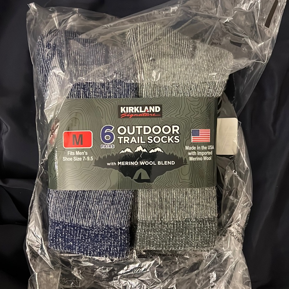 Kirkland Signature Men’s Trail Sock, Medium